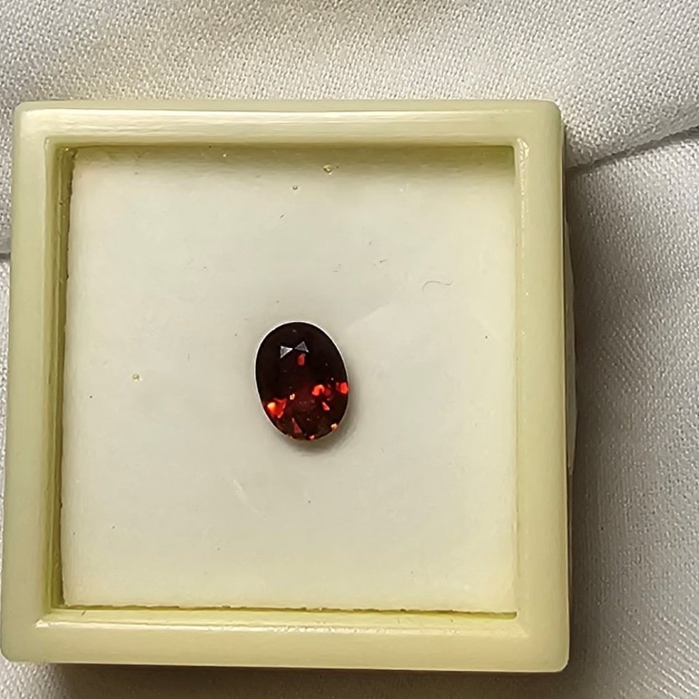 Garnet Gem 1.48CT